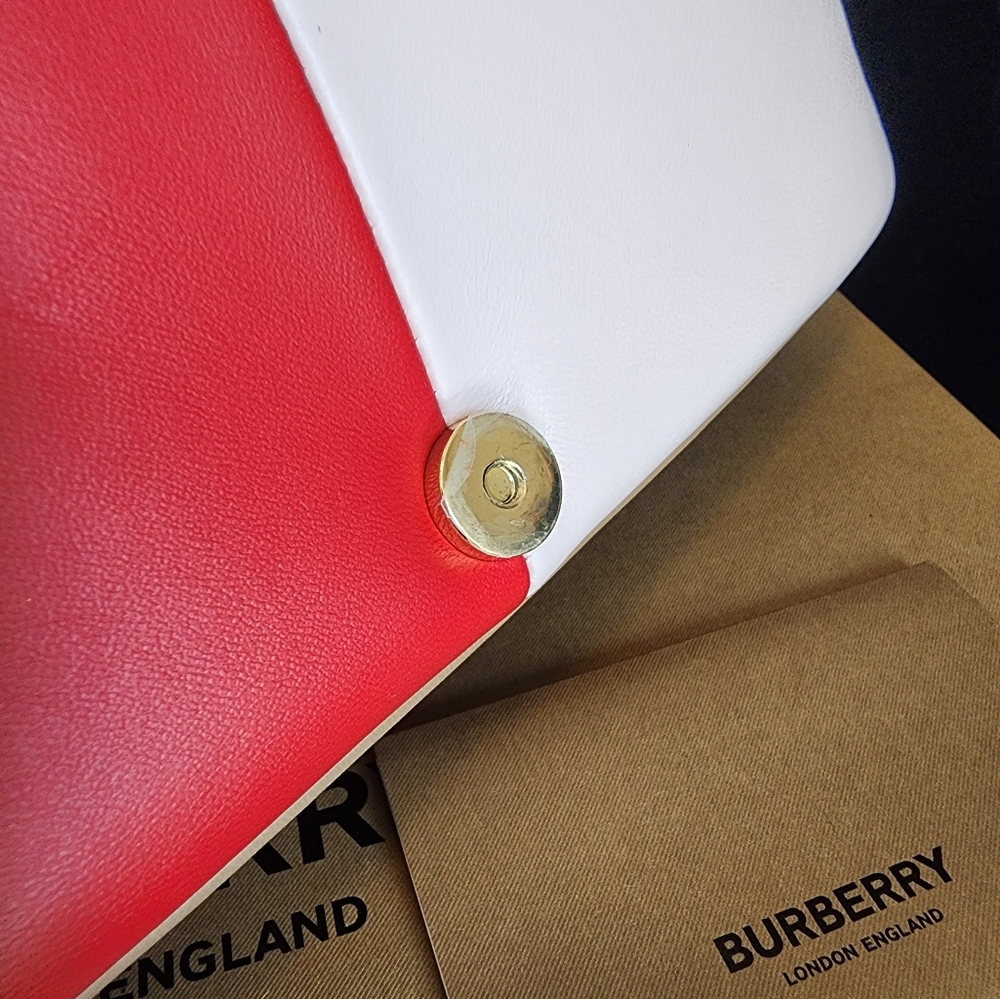 Authentic Burberry Tri Color Quilted Shoulder Bag Or Crossbody Bag - Picture 8 of 15